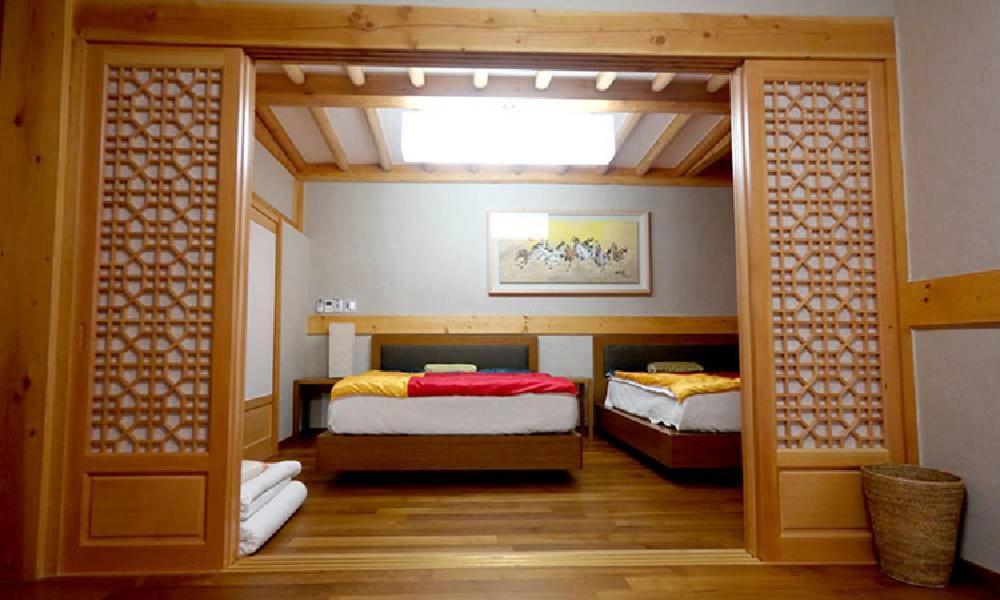Hwangnamguan Hanok Village Кьонджу Екстер'єр фото